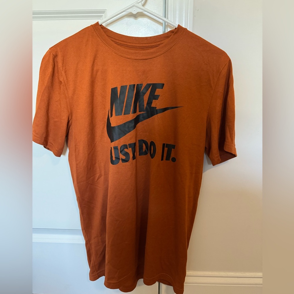 The Nike Tee Dri-Fit